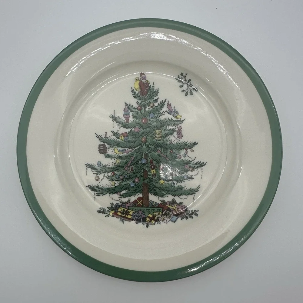 Set Of 4 Vintage Spode Christmas Tree Dessert Salad Plates  (4) 7 3/4
